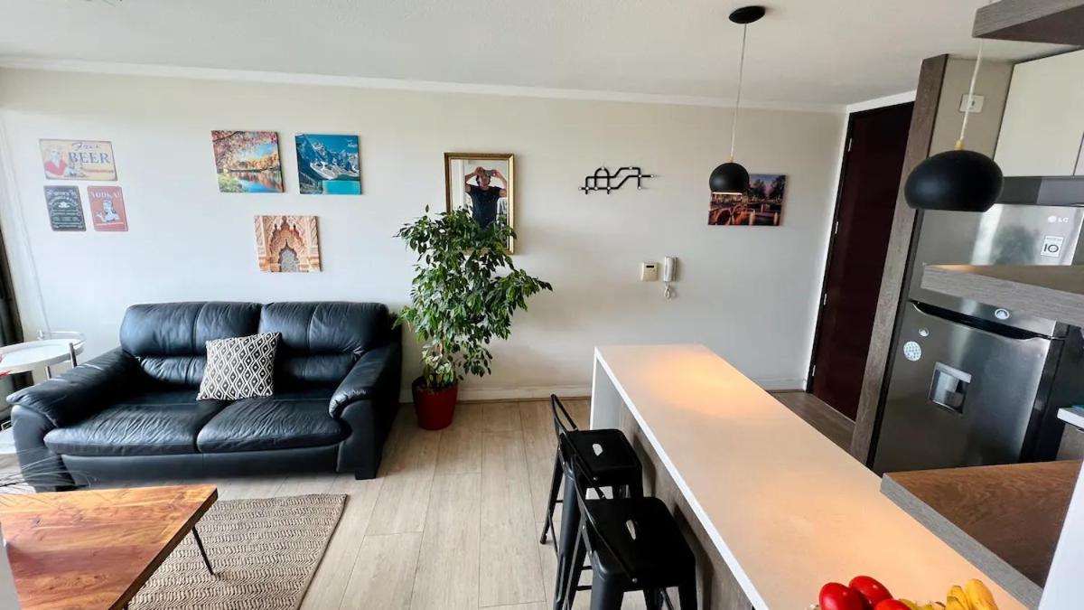 Comodo Departamento Con Excelente Ubicacion En De Chile Appartamento *
