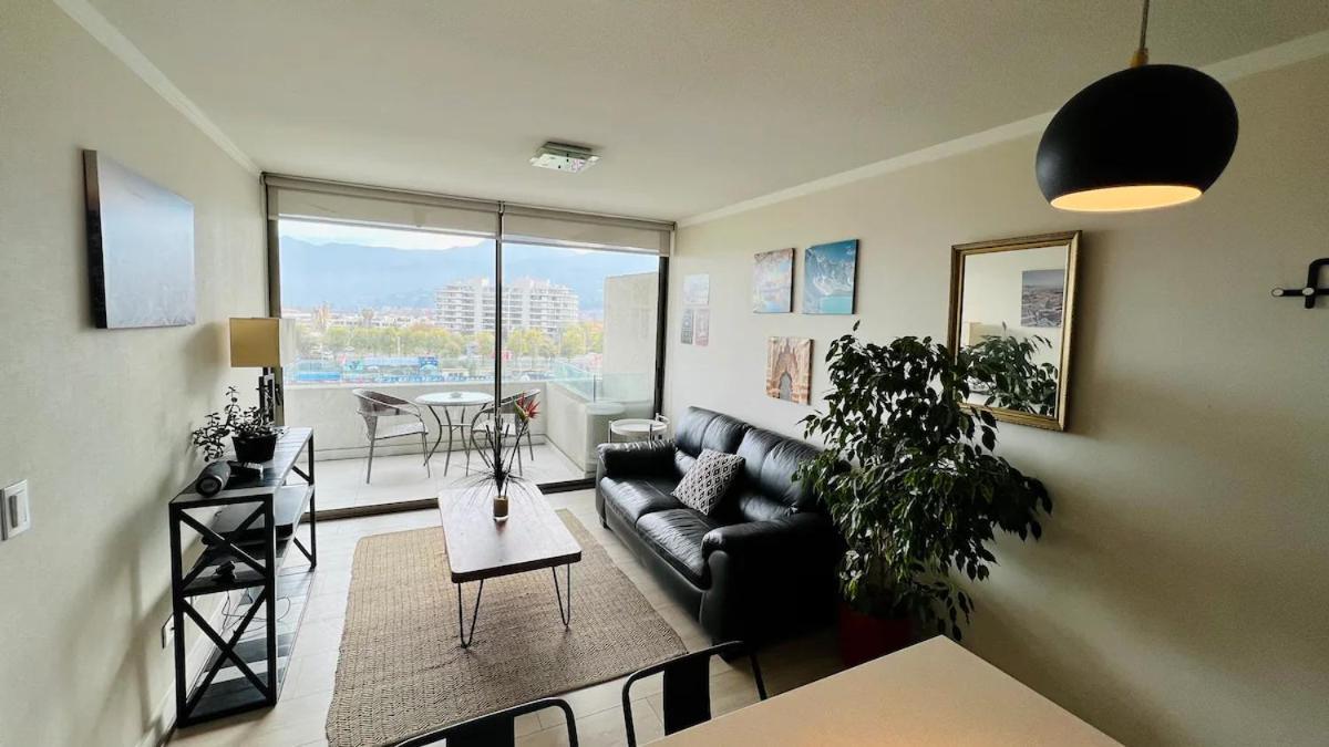 Comodo Departamento Con Excelente Ubicacion En De Chile Appartamento Santiago del Cile